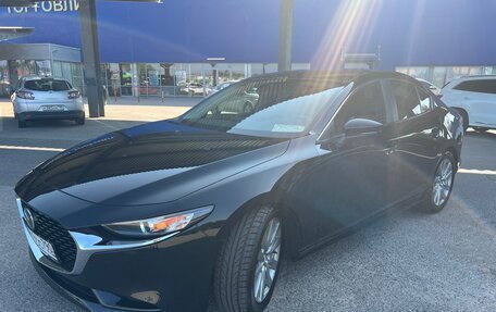 Mazda 3, 2019 год, 1 900 000 рублей, 19 фотография