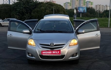 Toyota Yaris III рестайлинг, 2008 год, 670 000 рублей, 5 фотография