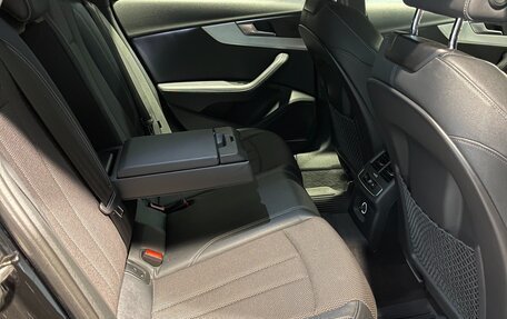 Audi A4, 2018 год, 1 870 000 рублей, 11 фотография