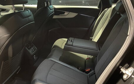 Audi A4, 2018 год, 1 870 000 рублей, 10 фотография