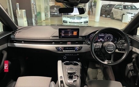 Audi A4, 2018 год, 1 870 000 рублей, 13 фотография