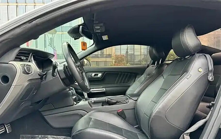 Ford Mustang VI рестайлинг, 2021 год, 2 700 213 рублей, 6 фотография