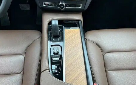 Volvo S90 II рестайлинг, 2022 год, 2 600 777 рублей, 9 фотография