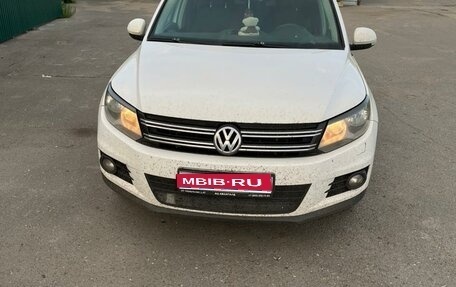 Volkswagen Tiguan I, 2012 год, 1 000 000 рублей, 1 фотография