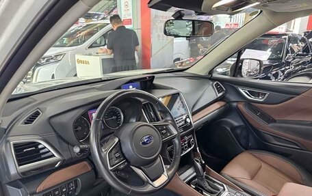 Subaru Forester, 2024 год, 4 000 000 рублей, 10 фотография