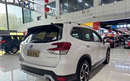 Subaru Forester, 2024 год, 4 000 000 рублей, 4 фотография