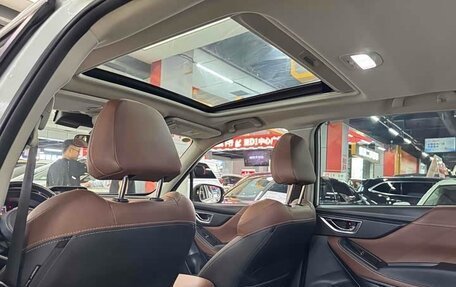 Subaru Forester, 2024 год, 4 000 000 рублей, 12 фотография