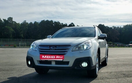 Subaru Outback IV рестайлинг, 2014 год, 2 350 000 рублей, 2 фотография
