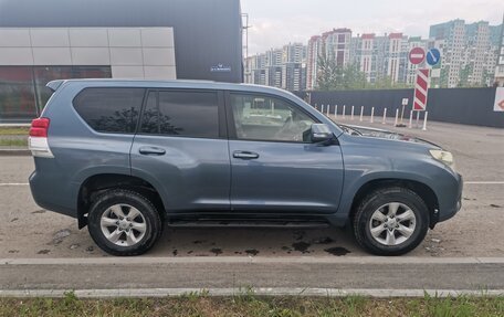 Toyota Land Cruiser Prado 150 рестайлинг 2, 2010 год, 2 450 000 рублей, 7 фотография
