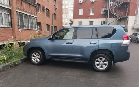 Toyota Land Cruiser Prado 150 рестайлинг 2, 2010 год, 2 450 000 рублей, 12 фотография