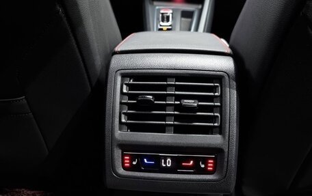 Volkswagen Golf GTI, 2022 год, 3 290 000 рублей, 16 фотография