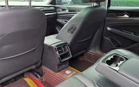 Volkswagen Passat B8 рестайлинг, 2022 год, 2 048 000 рублей, 12 фотография
