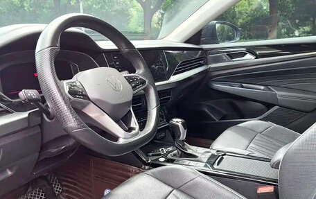 Volkswagen Passat B8 рестайлинг, 2022 год, 2 048 000 рублей, 10 фотография
