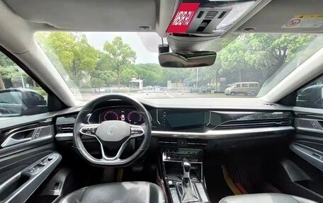 Volkswagen Passat B8 рестайлинг, 2022 год, 2 048 000 рублей, 11 фотография