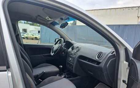 Ford Fusion I, 2006 год, 319 000 рублей, 13 фотография