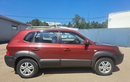 Hyundai Tucson III, 2005 год, 619 000 рублей, 4 фотография