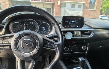 Mazda 6, 2017 год, 1 950 000 рублей, 4 фотография