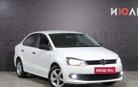 Volkswagen Polo VI (EU Market), 2013 год, 695 000 рублей, 3 фотография