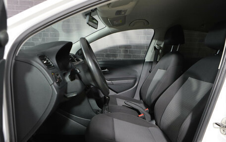 Volkswagen Polo VI (EU Market), 2013 год, 695 000 рублей, 10 фотография