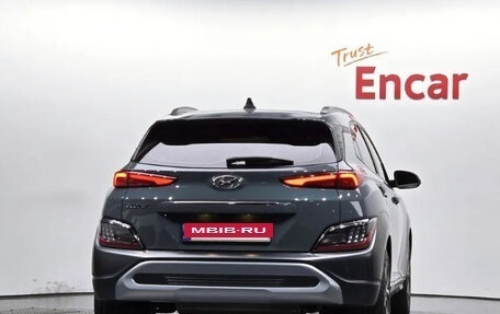 Hyundai Kona I, 2022 год, 1 460 000 рублей, 4 фотография
