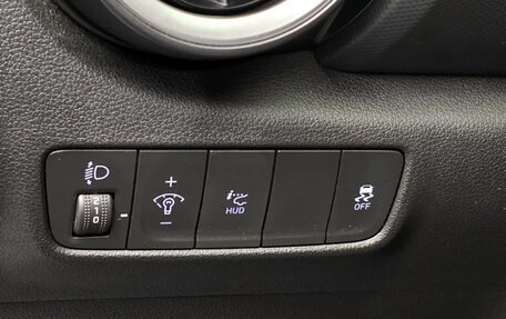 Hyundai Kona I, 2022 год, 1 460 000 рублей, 13 фотография