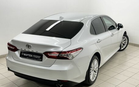 Toyota Camry, 2019 год, 2 990 000 рублей, 9 фотография