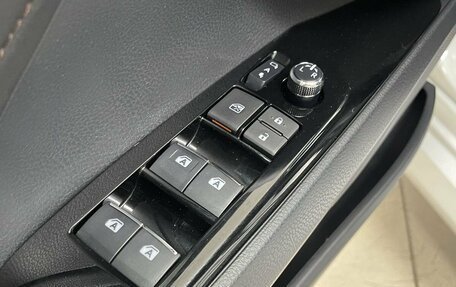 Toyota Camry, 2019 год, 2 990 000 рублей, 16 фотография