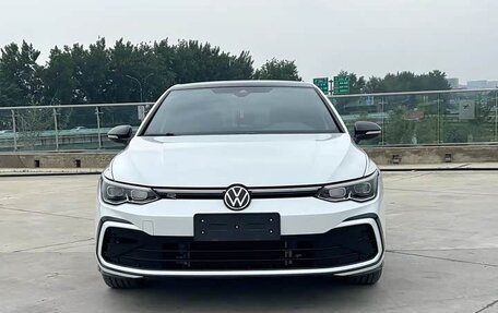 Volkswagen Golf VIII, 2022 год, 1 900 000 рублей, 3 фотография