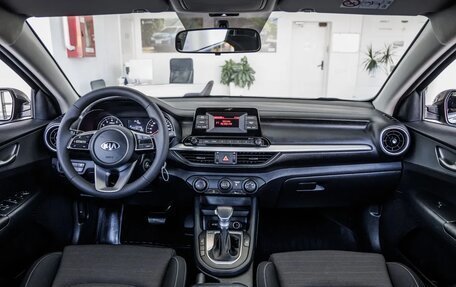 KIA Cerato IV, 2021 год, 1 698 000 рублей, 13 фотография