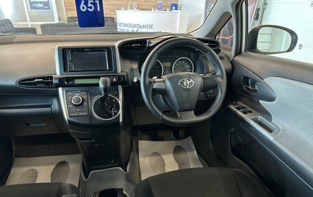 Toyota Wish II, 2010 год, 1 299 000 рублей, 15 фотография