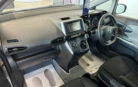 Toyota Wish II, 2010 год, 1 299 000 рублей, 13 фотография