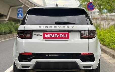 Land Rover Discovery Sport I рестайлинг, 2021 год, 2 300 000 рублей, 3 фотография