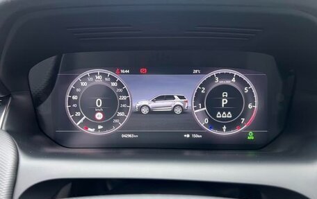 Land Rover Discovery Sport I рестайлинг, 2021 год, 2 300 000 рублей, 17 фотография
