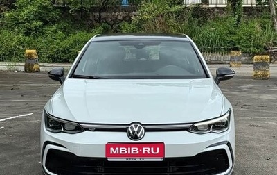 Volkswagen Golf VIII, 2022 год, 1 740 000 рублей, 1 фотография