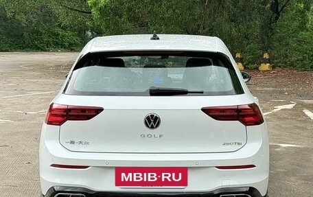 Volkswagen Golf VIII, 2022 год, 1 740 000 рублей, 12 фотография