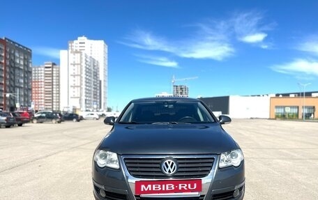 Volkswagen Passat B6, 2009 год, 750 000 рублей, 2 фотография