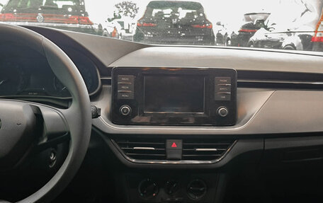 Skoda Rapid II, 2021 год, 1 599 000 рублей, 19 фотография