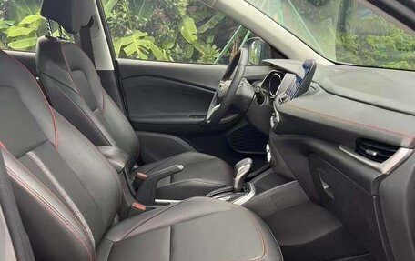 Chevrolet Trax, 2022 год, 1 300 000 рублей, 12 фотография