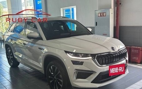 Skoda Kodiaq I, 2022 год, 2 270 000 рублей, 3 фотография