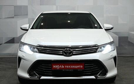 Toyota Camry, 2015 год, 2 395 000 рублей, 2 фотография