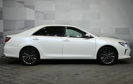 Toyota Camry, 2015 год, 2 395 000 рублей, 9 фотография