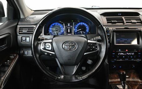 Toyota Camry, 2015 год, 2 395 000 рублей, 18 фотография