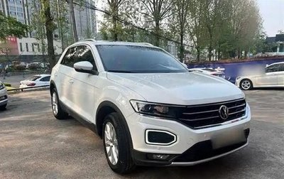 Volkswagen T-Roc I, 2021 год, 1 800 000 рублей, 1 фотография