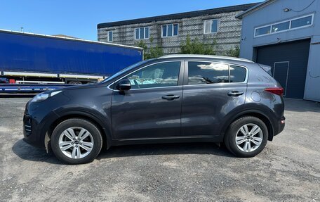 KIA Sportage IV рестайлинг, 2017 год, 1 850 000 рублей, 2 фотография