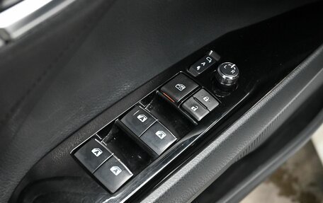 Toyota Camry, 2018 год, 2 750 000 рублей, 13 фотография