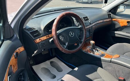 Mercedes-Benz E-Класс, 2005 год, 1 079 000 рублей, 10 фотография