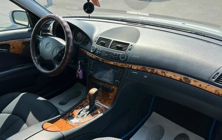 Mercedes-Benz E-Класс, 2005 год, 1 079 000 рублей, 13 фотография
