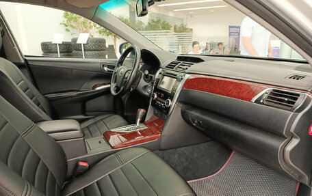 Toyota Camry, 2012 год, 1 199 000 рублей, 13 фотография