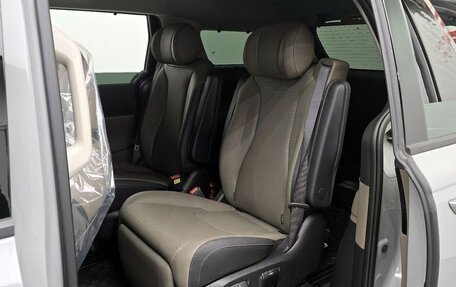 KIA Carnival, 2024 год, 3 670 000 рублей, 7 фотография