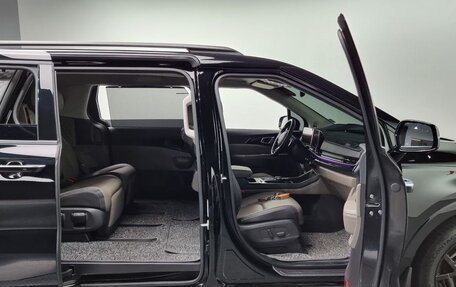 KIA Carnival, 2024 год, 3 690 000 рублей, 6 фотография
